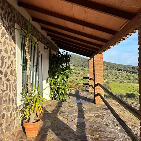 شاليه Llanos Fuentes de León